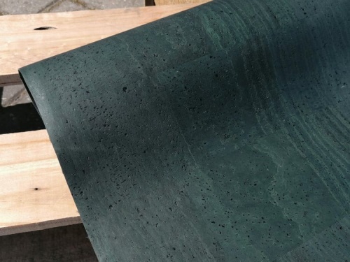 tkanina korkowa w kolorze zielonej butelki