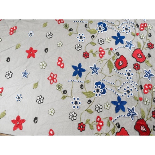 deadstock poliester - włoskie perełki siatka w kwiaty - sklep Alternative Textiles