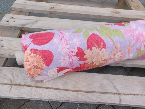 tkanina lniana, kolorowe kwiaty 155g - sklep Alternative Textiles