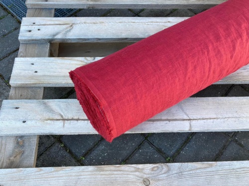 tkanina lniana czerwona 185g - sklep Alternative Textiles