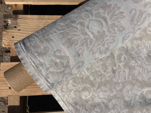 DEADSTOCK Lenaj, zmiękczany len z bawełną z Litwy 52% lnu, 48% bawełny, dwuwarstwowy żakard, motywy liści rokokoko, 235g  (kupon o dł 98 cm)