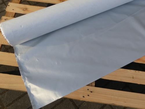 Tyvek ® Soft PU SREBRO z połyskiem - w rolce szerokość 145 cm - 125g/m2 (cena za 0,5m) 