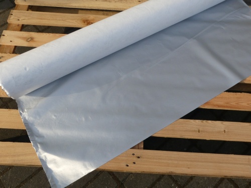 Tyvek® soft - srebro z połyskiem - sklep Alternative Textiles.jpeg