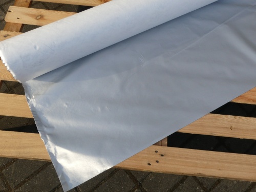 Tyvek® soft - srebro z połyskiem - sklep Alternative Textiles.jpeg